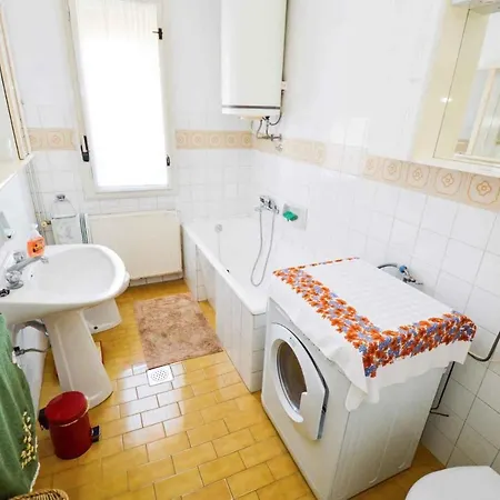 In Pula/istrien 36865 Apartment *