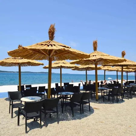 In - Istrien 36865 *